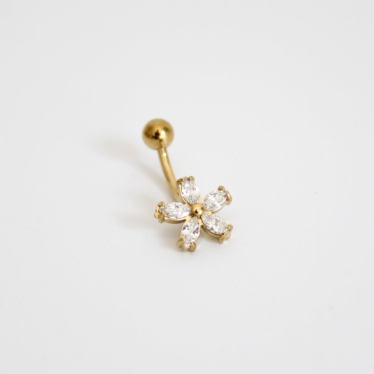 Piercing nombril Ilona