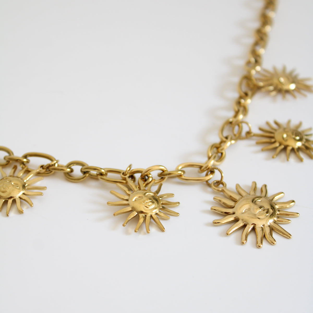 Collier Sun