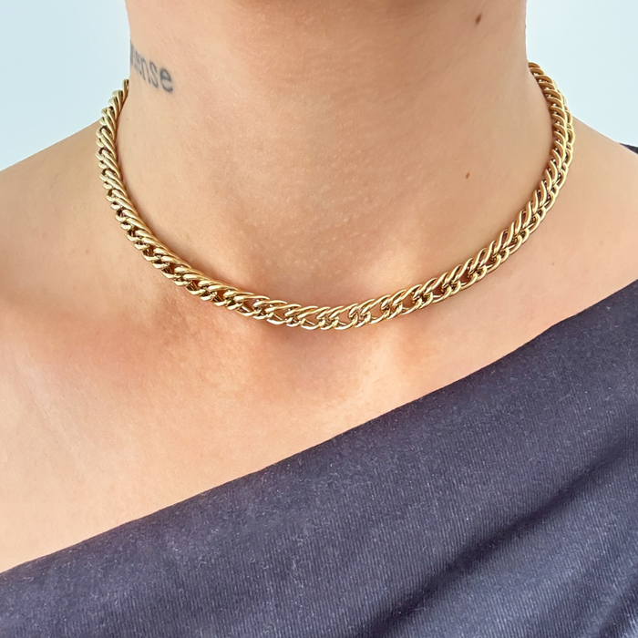 Collier Rowan